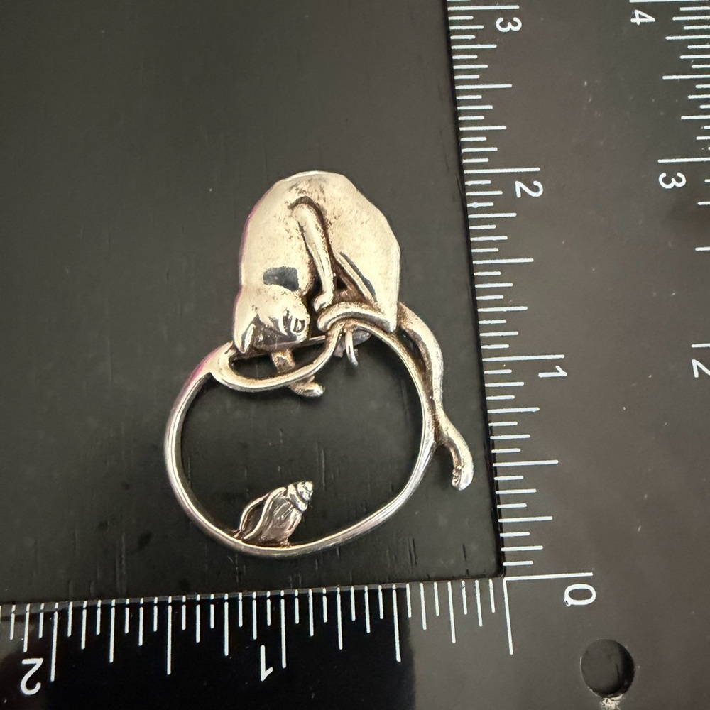 Sterling silver cat brooch